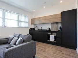 Modern 2 Bedroom Apartment in Bolton