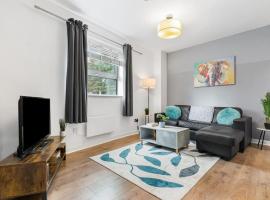Spacious 1 Bedroom Apartment in Central Woking，位于沃金的酒店