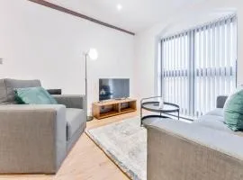 Stylish 2 Bed Apartment in Burton-on-Trent