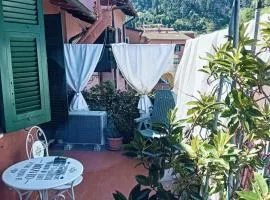 La terrazza di Ameglia alta - relax nel borgo Ligure