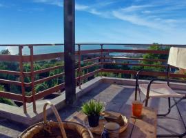 Skafidia Villa Yucca - Garden Haven Retreat，位于斯卡费迪亚的海滩短租房
