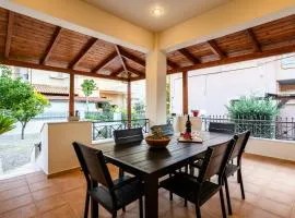 Filiatra Downtown Cozy Retreat - Homely Vibes