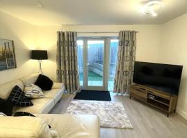 3 bedrooms, 2 story Olympic House Portland，位于Castletown的酒店