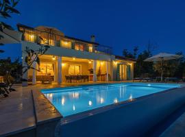 Villa BEACHFRONT，位于科里米诺的酒店