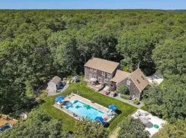 Wow Private Pool Game Room and Fire Pit