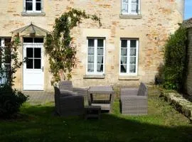 L'auberge du lavoir, maison en pierres avec jardin