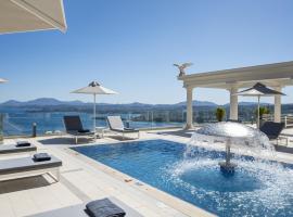 Villa Monte Leone by Konnect with Pool, Hot Tub, Spa Room & Stunning Seaview，位于Pyrgi的别墅