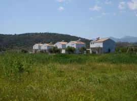 La Familia Luxury Private Maisonettes near to sea