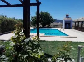 House with Jacuzzi and Mountain Views in Noguericas