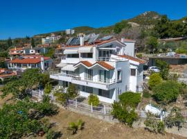 Villa just on the sea 2，位于帕雷恩特西菲基昂的酒店