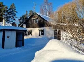 Villa Assar, Ferienhaus in der Nähe von Schwedens größten Stromschnellen