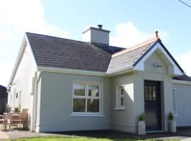 Heather Cottage and Shepherds Hut，位于诺克的度假屋