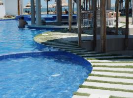 Hotel Presidente Beach Playas，位于普拉亚斯的酒店