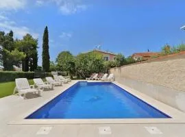 Ferienhaus mit Privatpool für 12 Personen ca 200 qm in Valbandon, Istrien Istrische Riviera