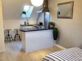 Studio one bedroom En-Suite with Kitchenette，位于Easthampstead的酒店