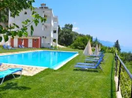 Studio Apartments with sea view and pool - Pelekas Beach, Corfu