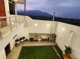 Hermosa y acogedora casa en Huaral，位于利马的别墅