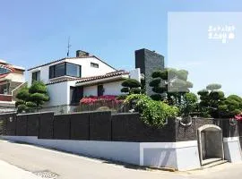 奥斯塔旅馆