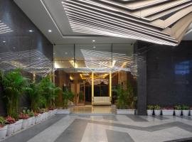 Hometel Alambagh Lucknow，位于勒克瑙Chaudhary Charan Singh International Airport - LKO附近的酒店
