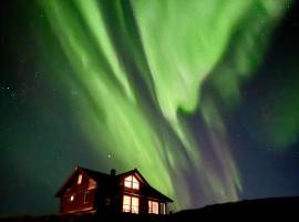 Moderne hytte på fantastiske Gimsøy i Lofoten，位于Gimsøy的酒店