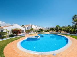 Villa Baya - Great family complex with communal pool，位于阿尔布费拉的宾馆
