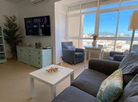 City & Beach Top-Floor Apartment