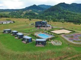 FLANDRA Glamping，位于科尔贝尼的酒店