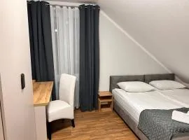 BIAŁY DOM - Pokoje do wynajęcia