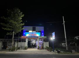 Nhà nghỉ Sunmi，位于芹苴的酒店