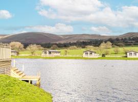 Tranquility at Chantry Lodge，位于克利夫罗的酒店