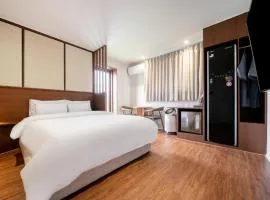 H Avenue Hotel Chungjangro