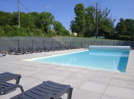 Olydea le Lambon - Prailles-la-Couarde，位于Prailles的酒店
