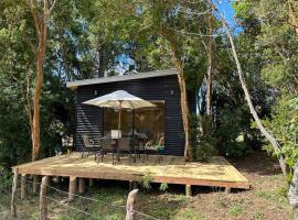 Cabaña en el bosque Chiloé，位于Curaco的酒店