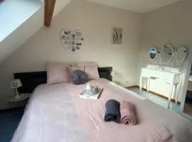 Chambre dans Maison proche Paris-Disneyland