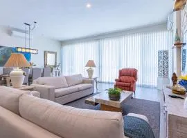 Palacio Blanco Luxury Villa 1