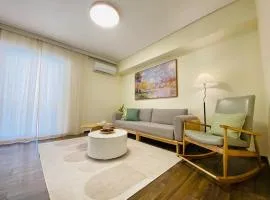 地铁站旁，免费停车，安静舒适街区，精品两卧室大露台公寓，治安好