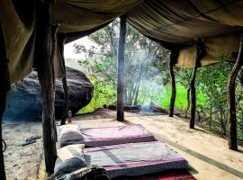 Habarana Jungle Camping by Travel Squad，位于哈伯勒内的露营地