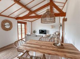 Boho Beach House De Haan，位于德哈恩的酒店