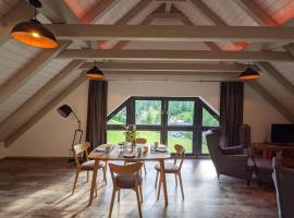 Ferienwohnung Mühl - Familienfreundlich, 2 Schlafzimmer, großes Grundstück, Erzgebirge，位于马林贝格的酒店