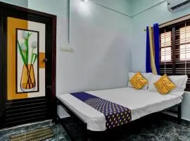 Hotel Revathy Tourist Home