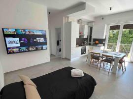 Appartamento al mare - Punta Marina，位于蓬他码头的酒店