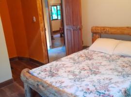 Cabañas Campestres Villa Bella，位于Coroico Viejo的酒店