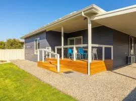 Bryant Blue 10 Bryant Crescent Goolwa Beach-No Linen Included
