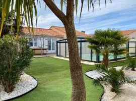 Maison Lumineuse avec Piscine Privée près de la Plage - Longeville-sur-Mer - FR-1-336-151