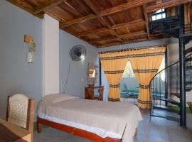 Madre Tierra Hotel & Coworking，位于埃斯孔迪多港的酒店
