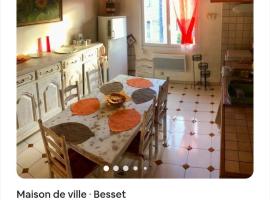 Maison Cosy et Conviviale, Le B7，位于Besset的酒店