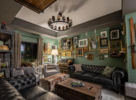 Bransilvania Fantasy Boutique Chalet - Adults Only，位于布朗的酒店