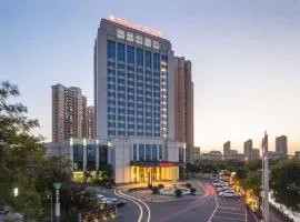 昆山千灯华美达广场酒店 