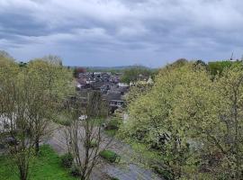 3,5 Zimmer Wohnung 68qm in Gladbeck mit Balkon und Stellplatz，位于格拉德贝克的酒店