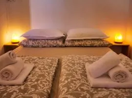 Yoga, Bed & Vegan Breakfast